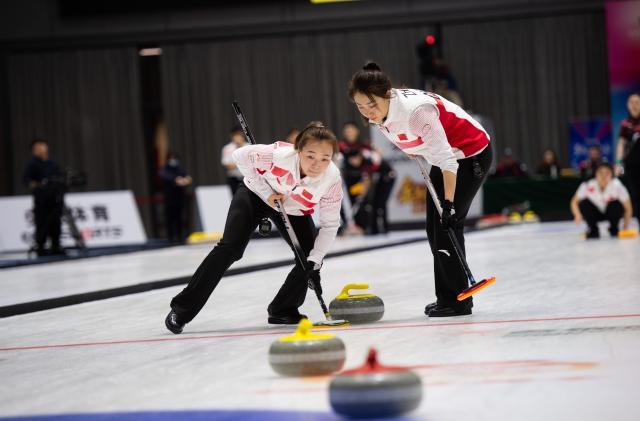 黄金甲体育官方网站-北京冬奥女子冰壶混双全力冲牌 成长学费别白交